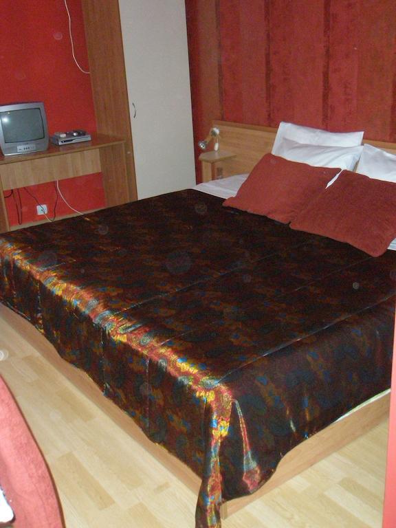 Family Hotel Kredo Sliven Eksteriør bilde
